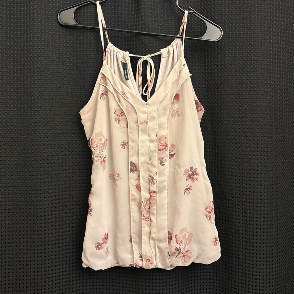 M tank top
